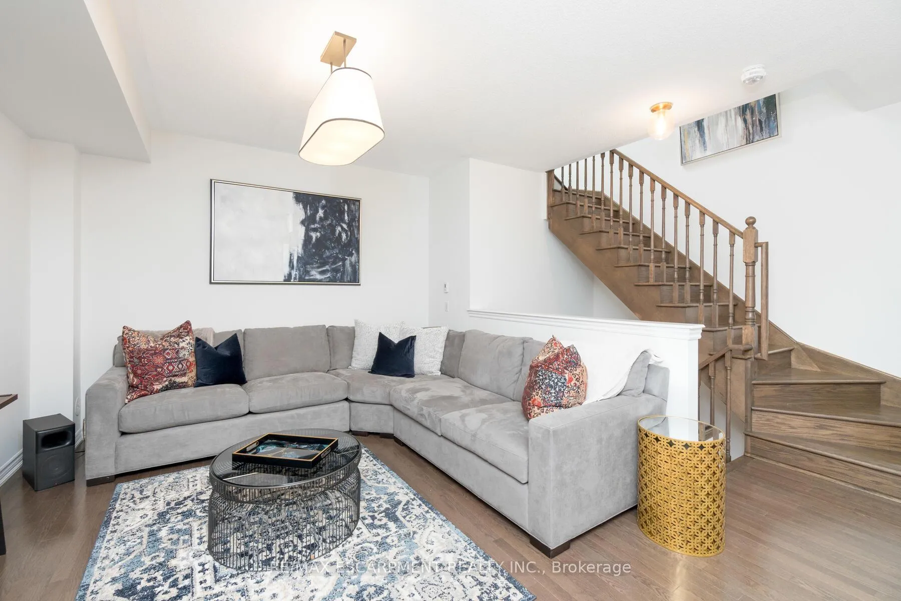 Photo 9 of 3036 Silvertip Common Crescent, Oakville, Joshua Meadows — HOMEH