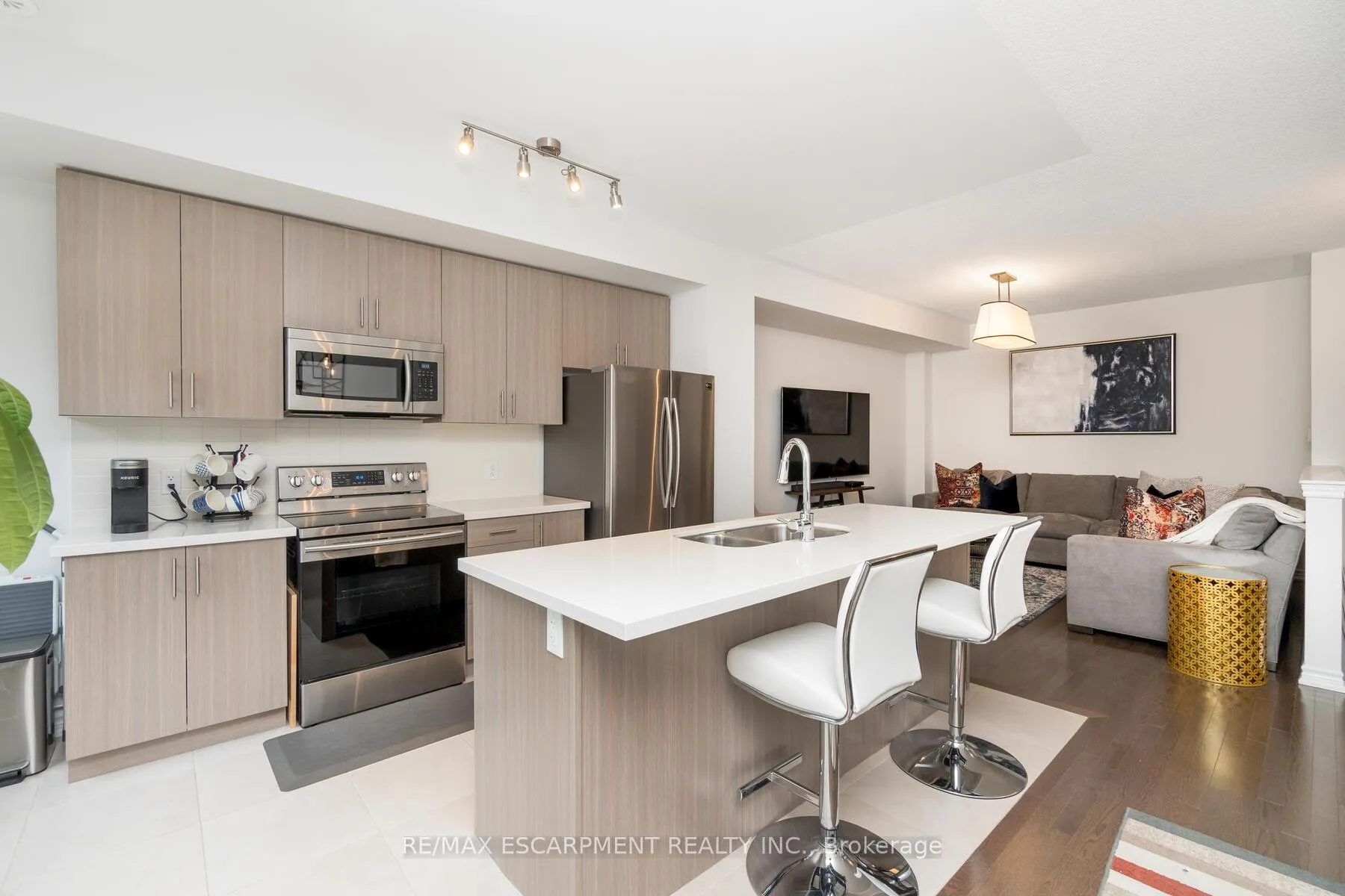 Photo 13 of 3036 Silvertip Common Crescent, Oakville, Joshua Meadows — HOMEH