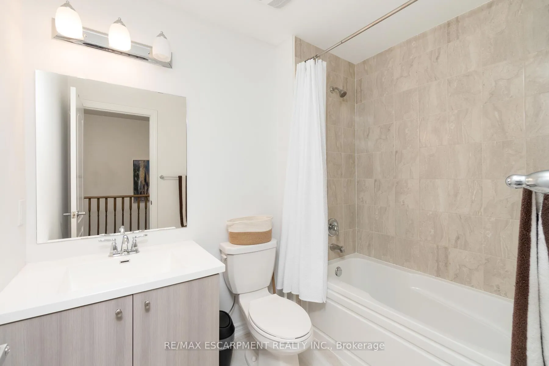 Photo 24 of 3036 Silvertip Common Crescent, Oakville, Joshua Meadows — HOMEH