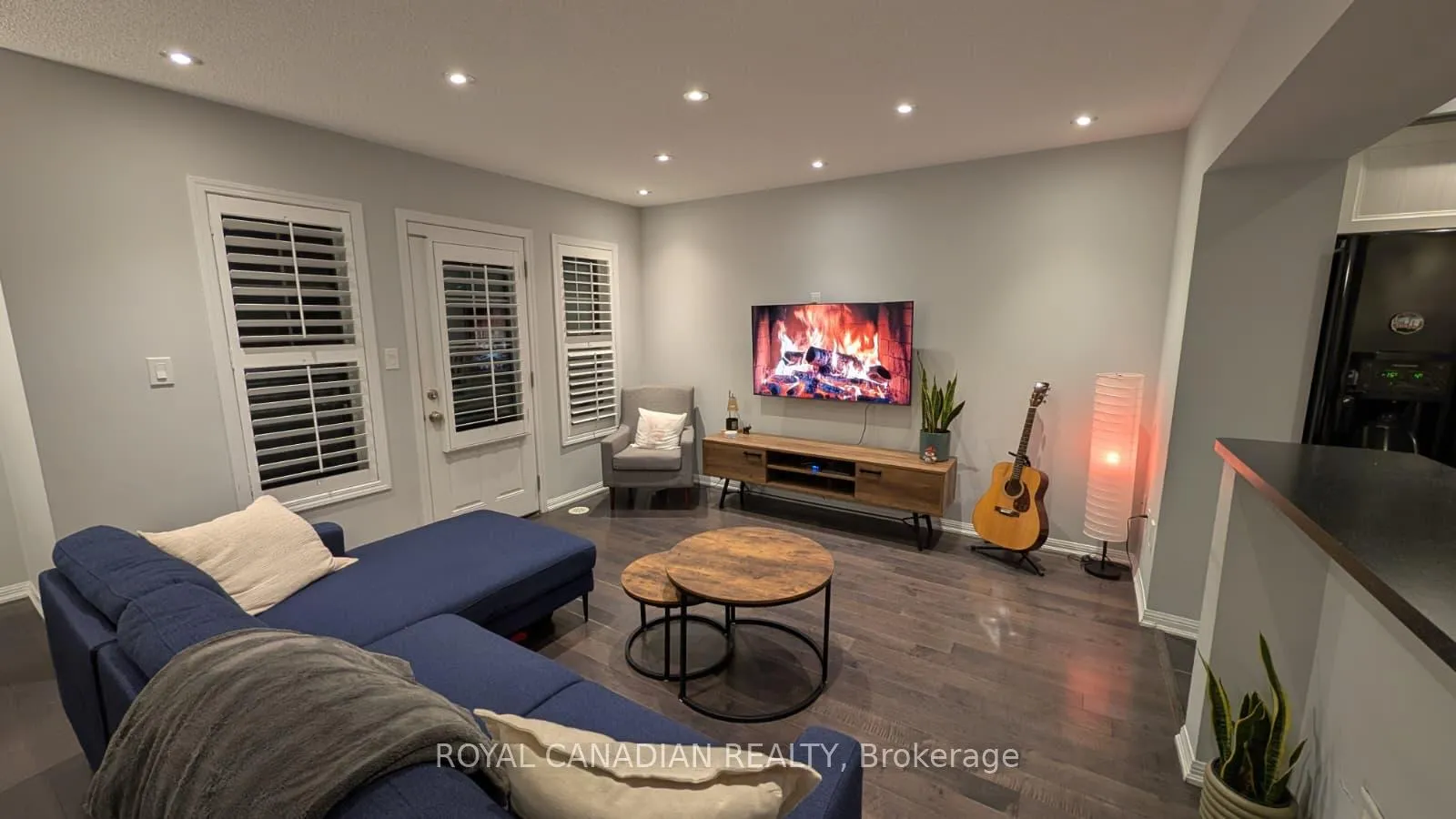 Photo 4 of 24 Midhope Way, Brampton, Fletcher's West — HOMEH