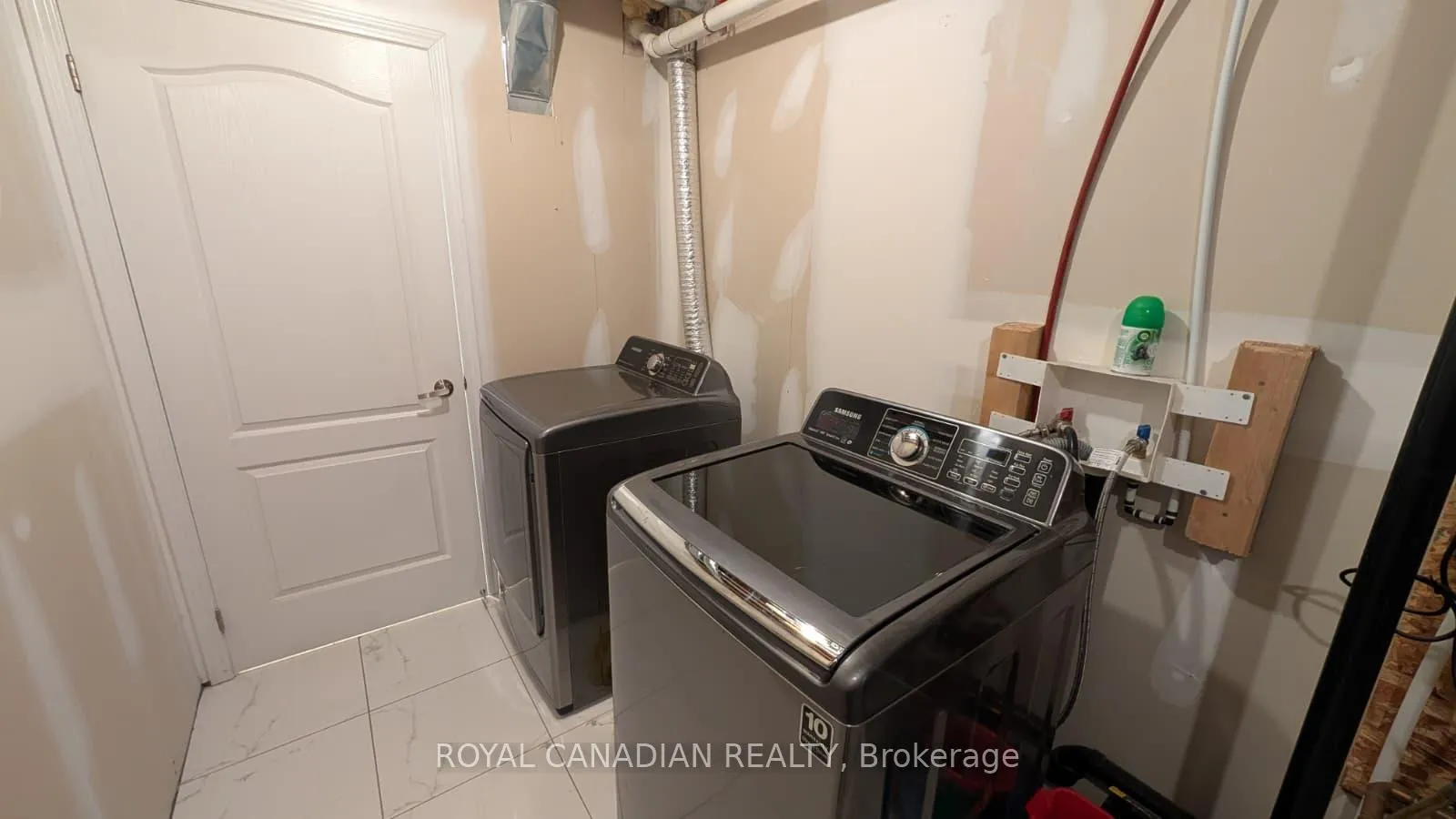 Photo 22 of 24 Midhope Way, Brampton, Fletcher's West — HOMEH