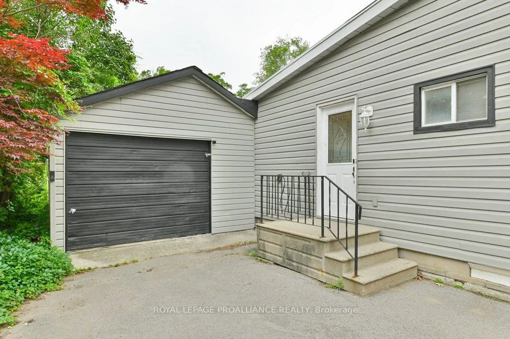 Photo 29 of 306 Bleecker Avenue, Belleville, Belleville Ward — HOMEH