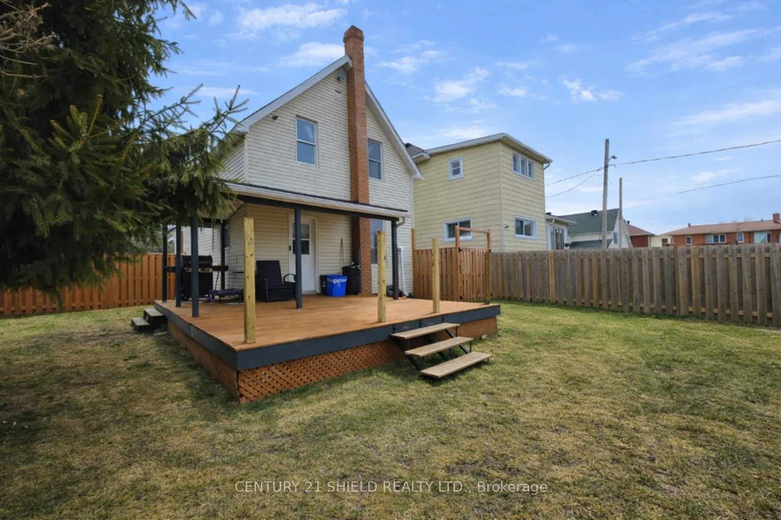 Photo 3 of 319 Third Street W, Cornwall — HOMEH