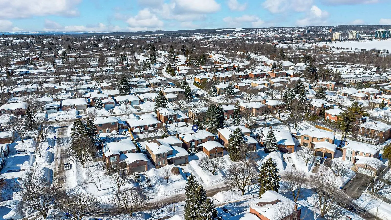 Photo 15 of 21 Autumn Lane, Barrie, Allandale Heights — HOMEH