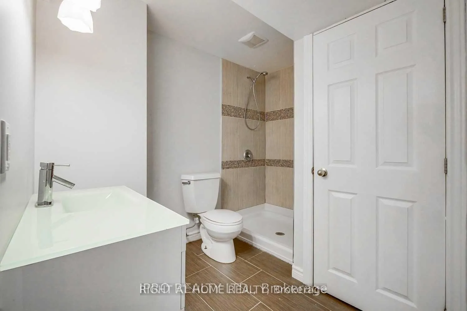 Photo 21 of 387 Bussel Crescent, Milton, Clarke — HOMEH