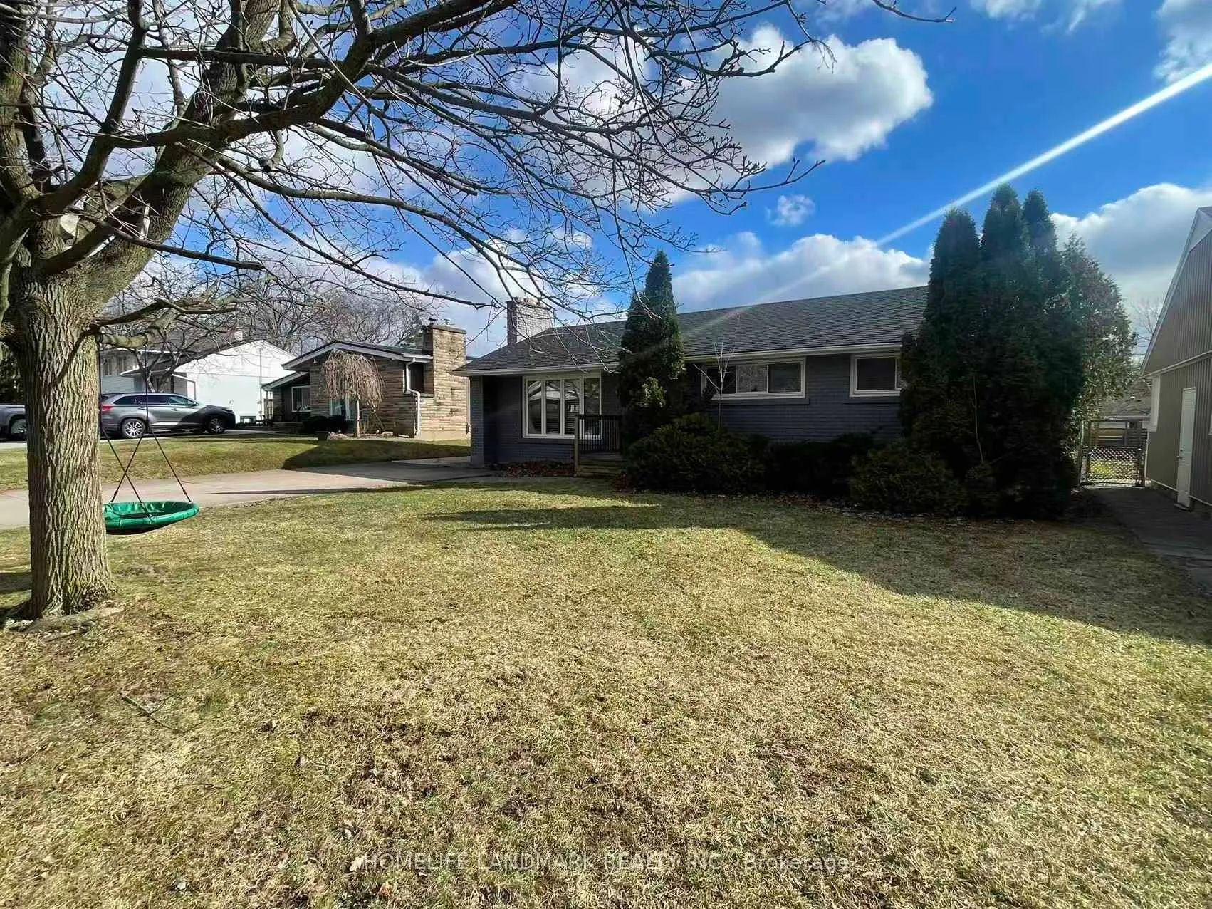 Photo 3 of 8 Richard Street, St. Catharines, Glendale/Glenridge — HOMEH