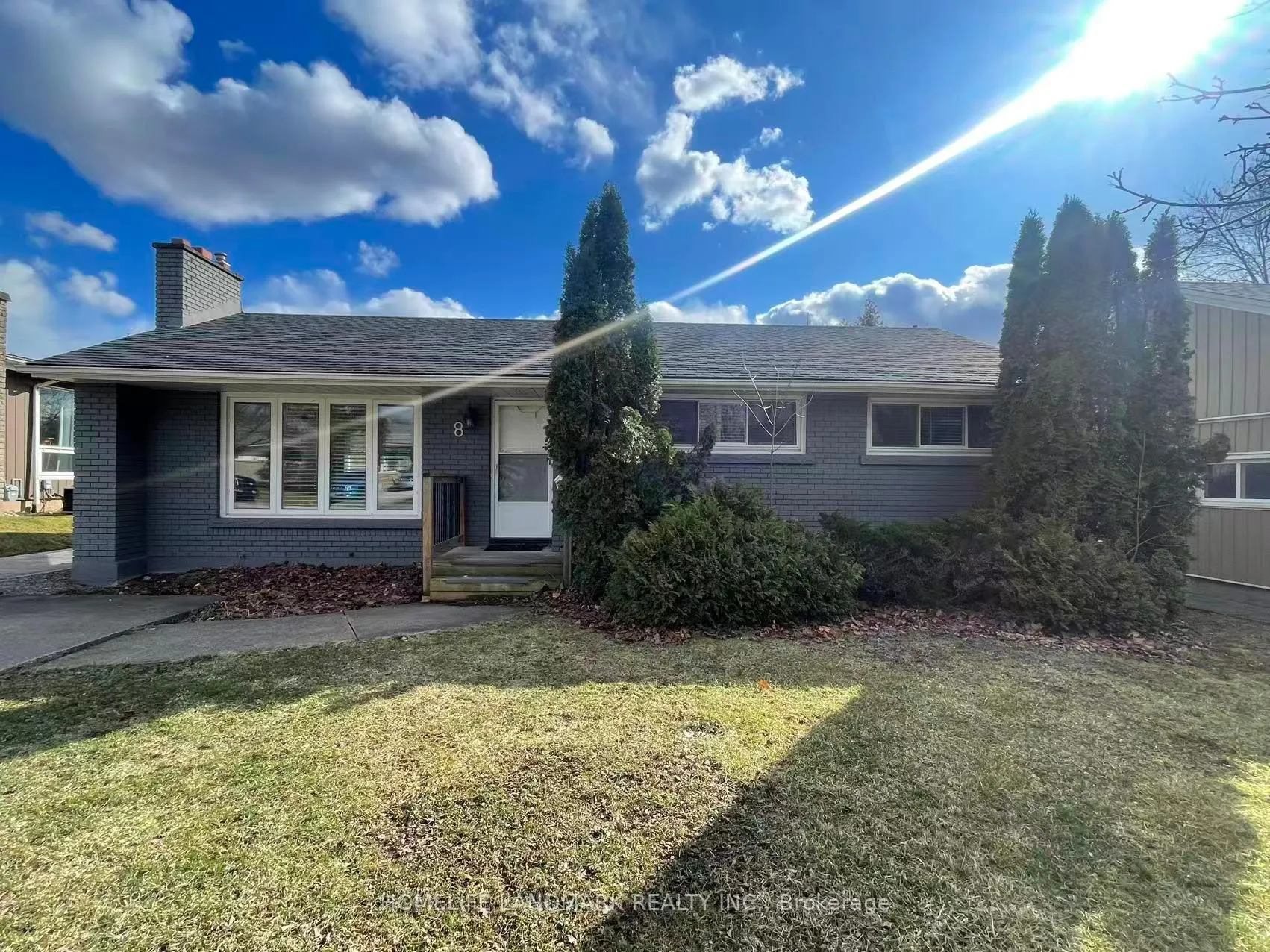 Photo 5 of 8 Richard Street, St. Catharines, Glendale/Glenridge — HOMEH