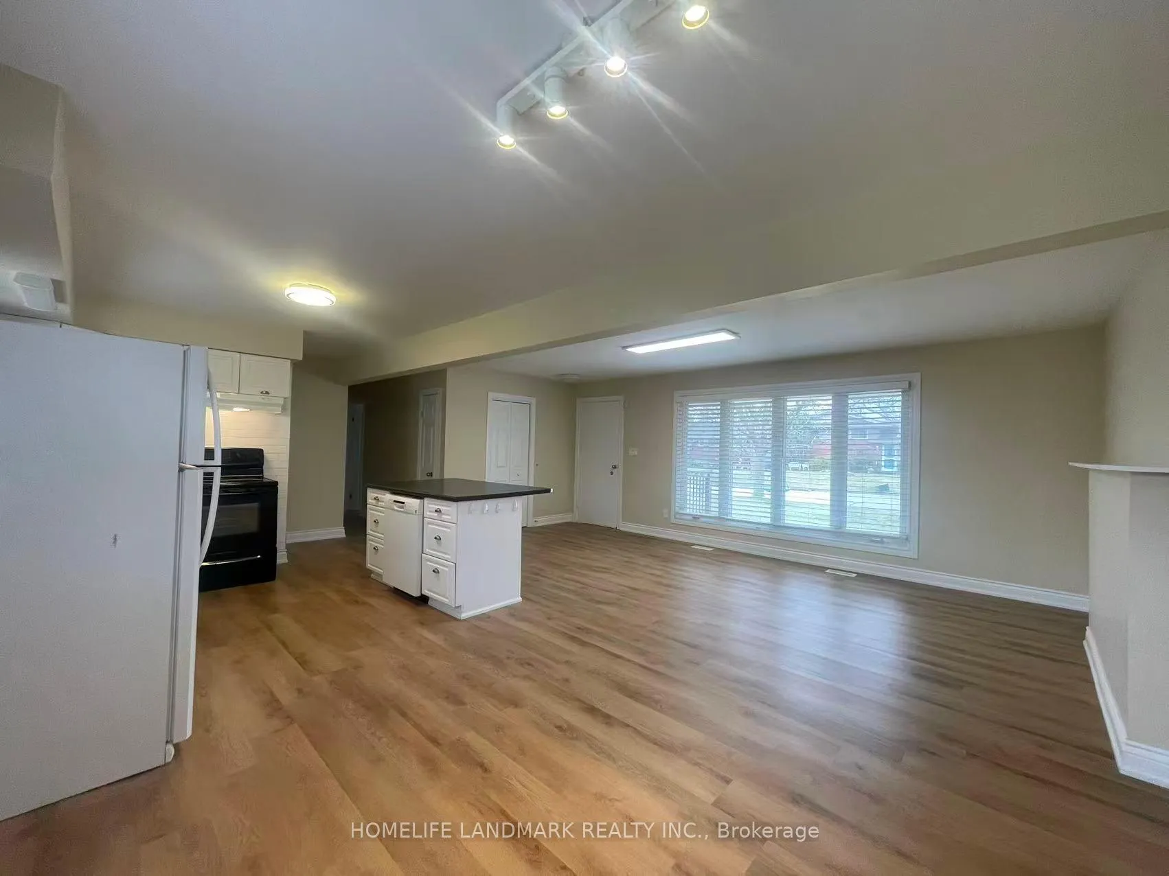 Photo 10 of 8 Richard Street, St. Catharines, Glendale/Glenridge — HOMEH