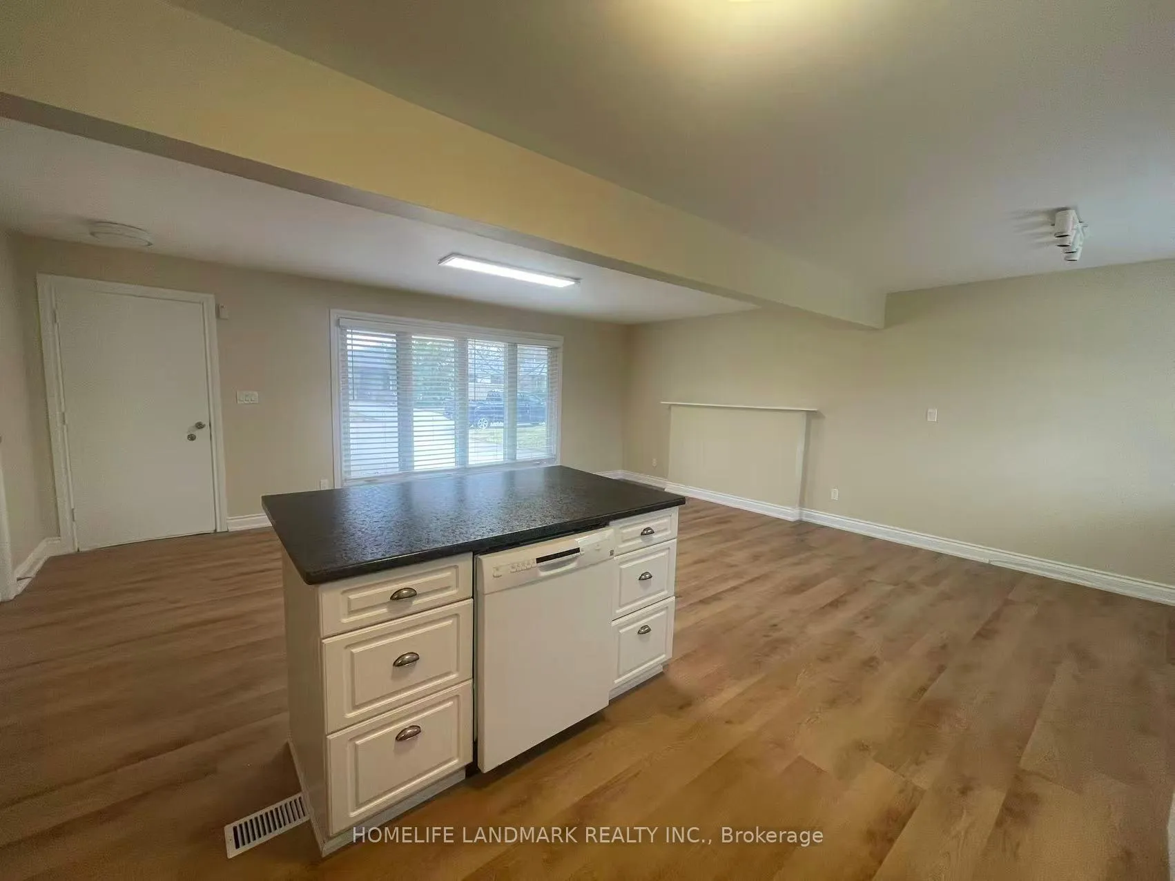 Photo 14 of 8 Richard Street, St. Catharines, Glendale/Glenridge — HOMEH