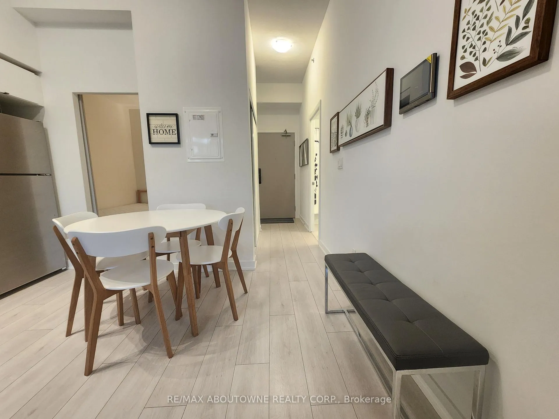 Photo 6 of Unit 101, 3210 Dakota Common, Burlington, Alton — HOMEH