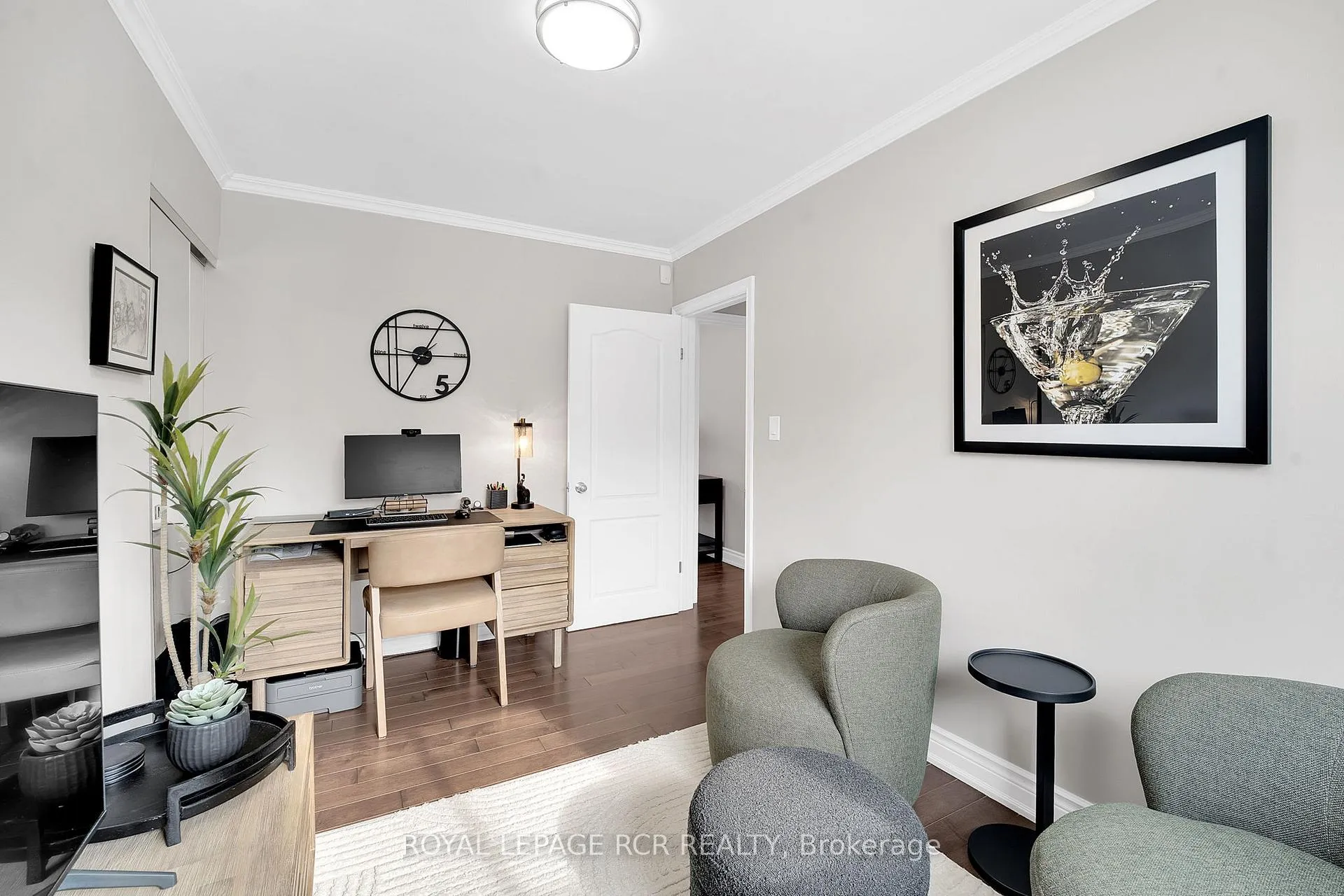 Photo 17 of 205 Martha Crescent, Caledon, Bolton West — HOMEH