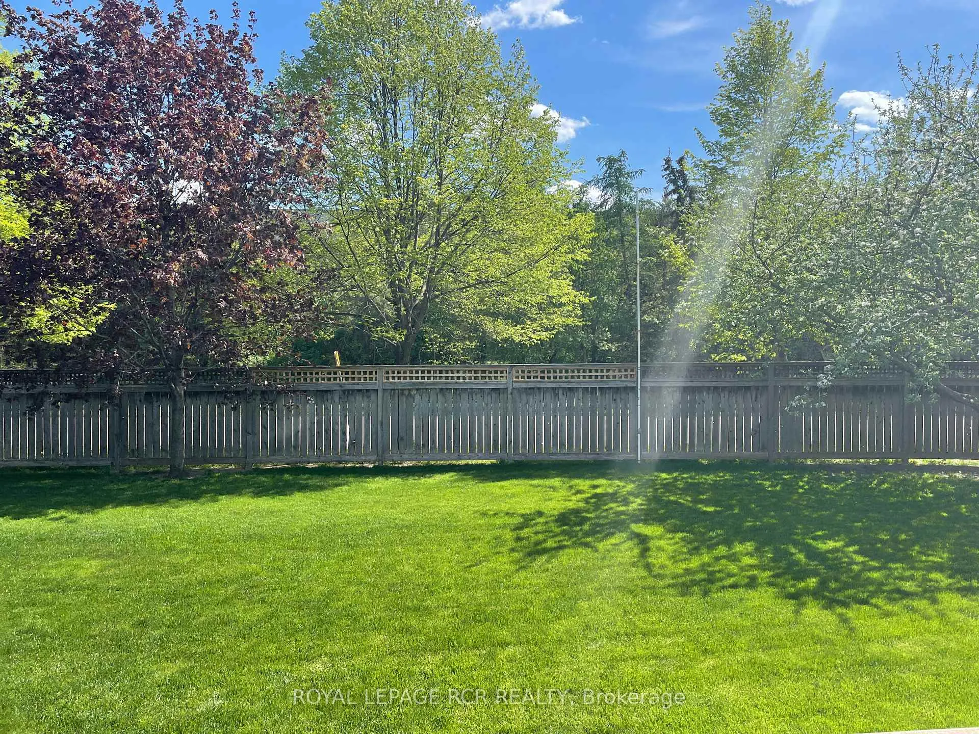 Photo 32 of 205 Martha Crescent, Caledon, Bolton West — HOMEH