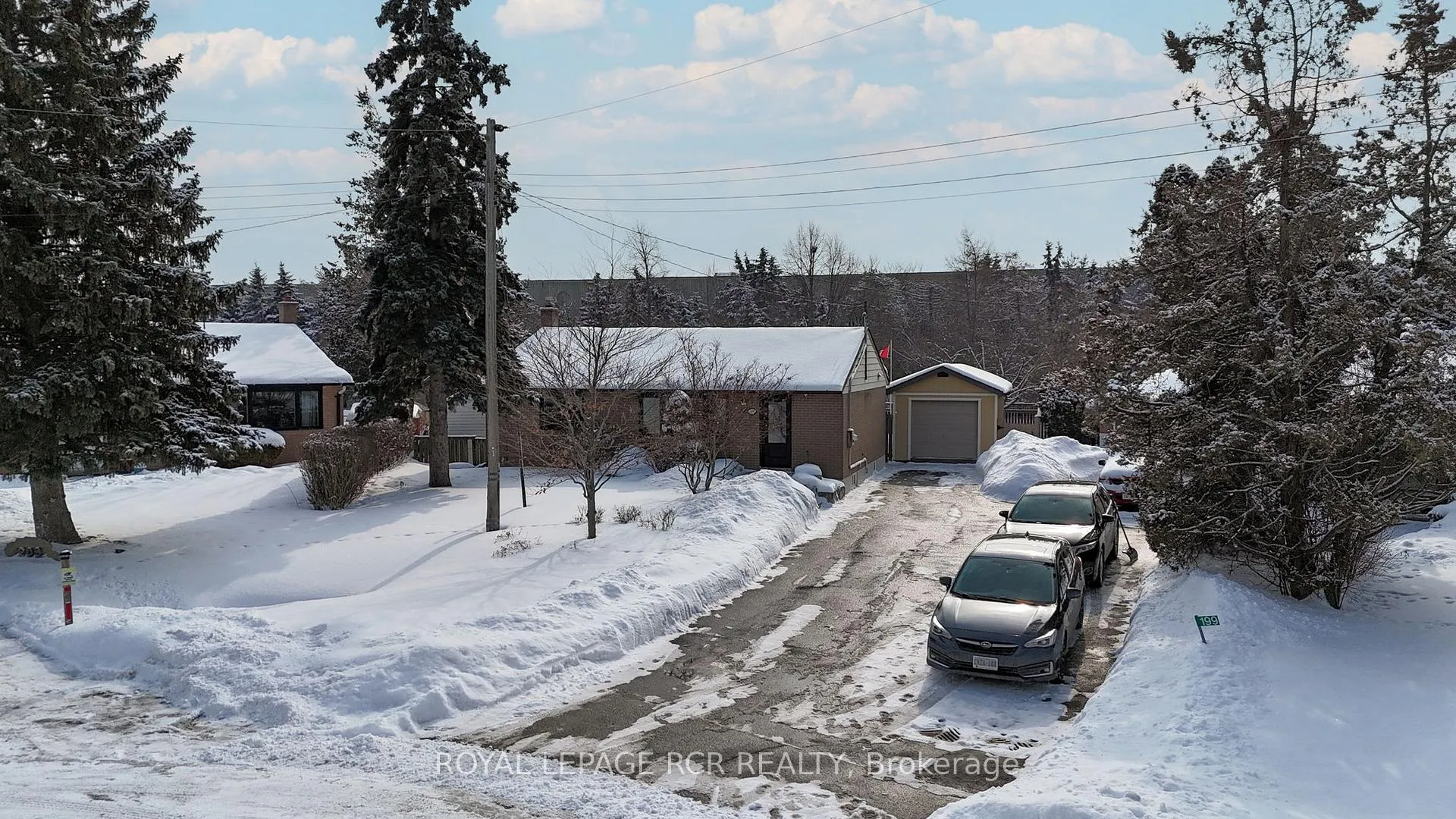 Photo 43 of 205 Martha Crescent, Caledon, Bolton West — HOMEH