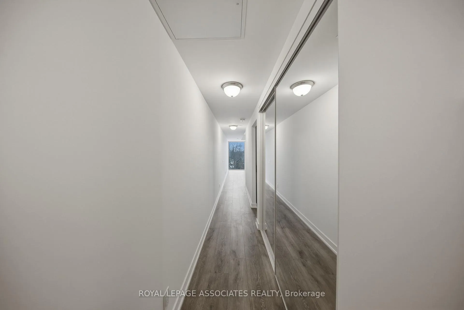 Photo 5 of Unit 503, 2 Manderley Drive, Scarborough, Birchcliffe-Cliffside — HOMEH