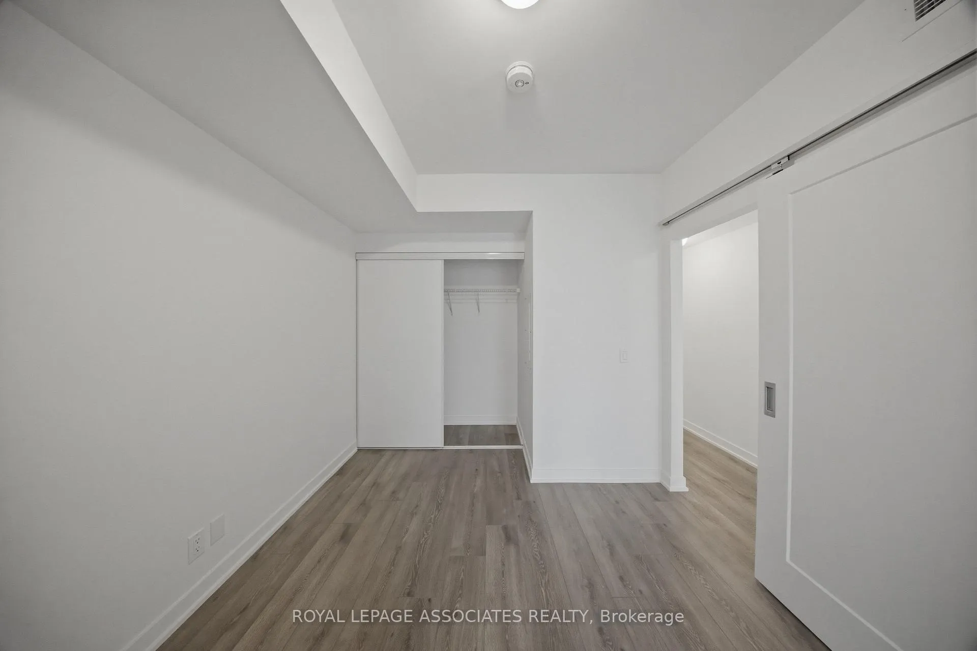 Photo 13 of Unit 503, 2 Manderley Drive, Scarborough, Birchcliffe-Cliffside — HOMEH