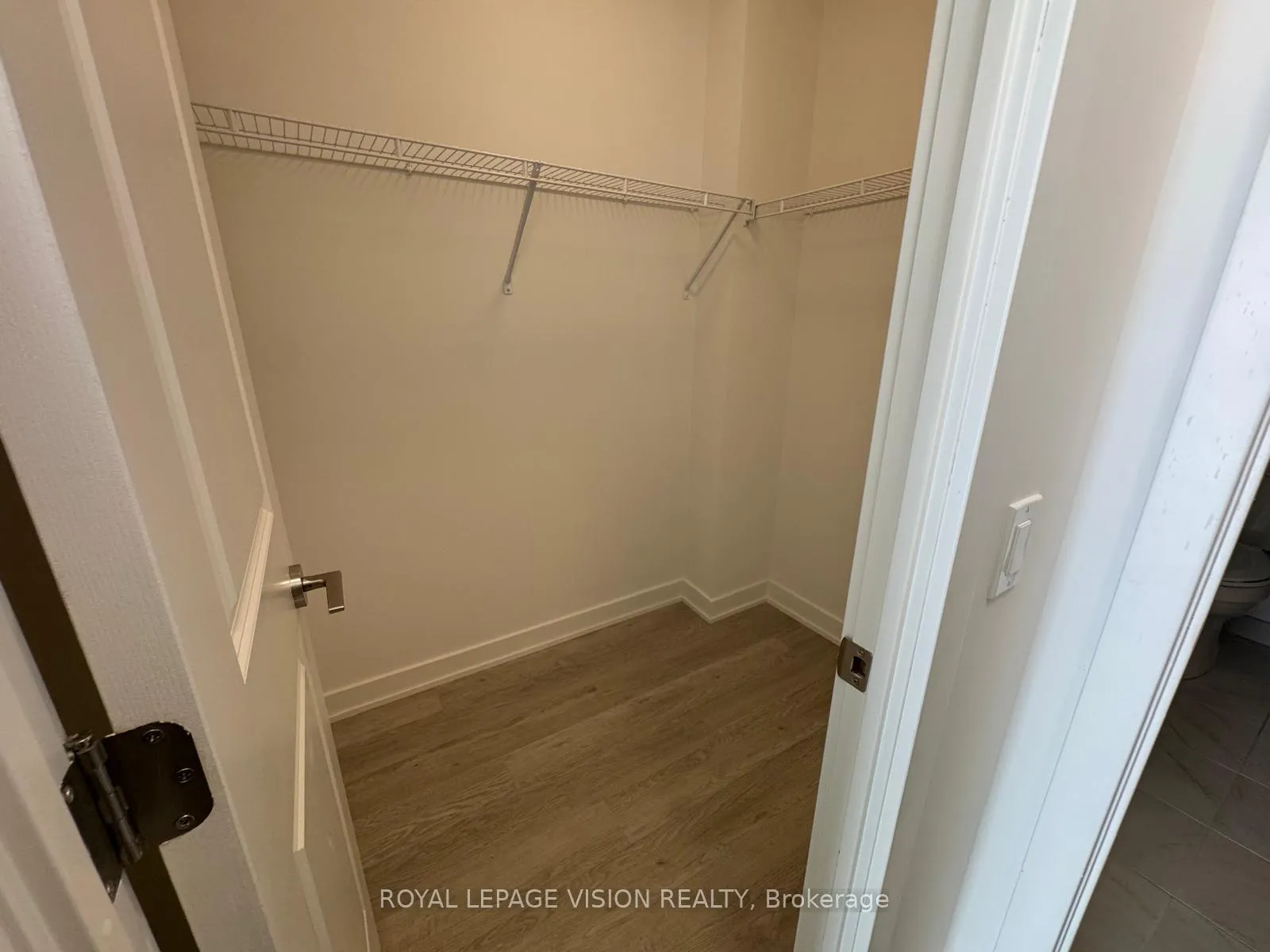 Photo 6 of Unit 2605, 1010 Sandy Beach Road, Pickering, Bay Ridges — HOMEH