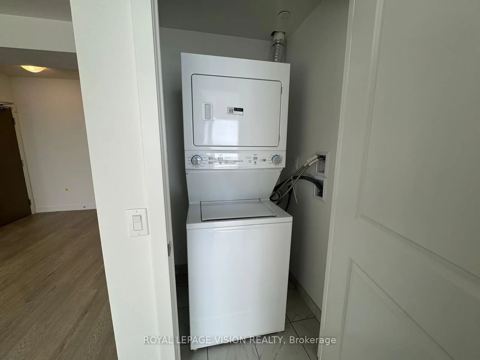 Photo 12 of Unit 2605, 1010 Sandy Beach Road, Pickering, Bay Ridges — HOMEH