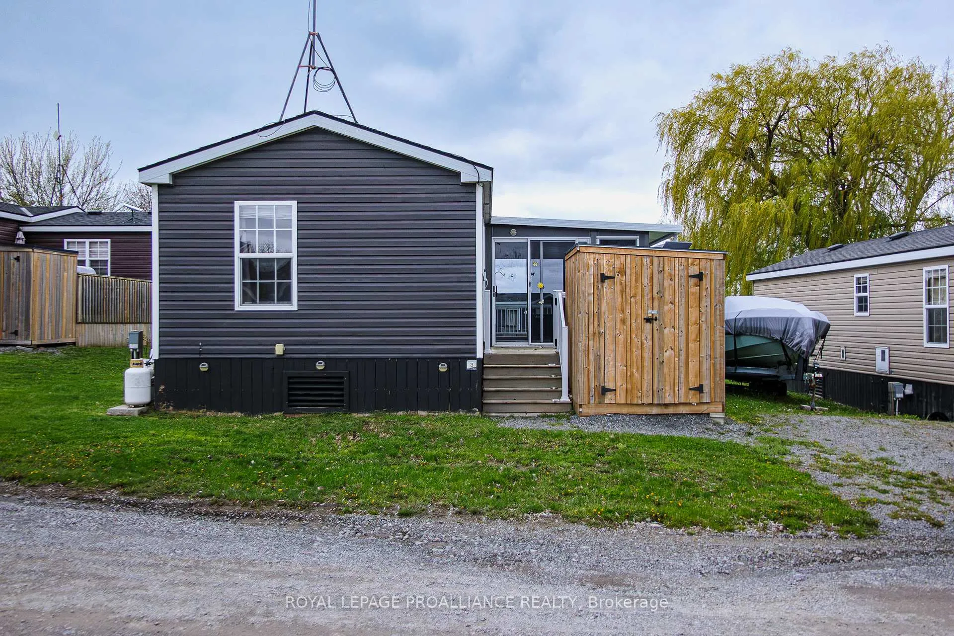 Photo 4 of Unit 3 Cherry Beach Lane, 486 County Road 18, Prince Edward County, Athol — HOMEH