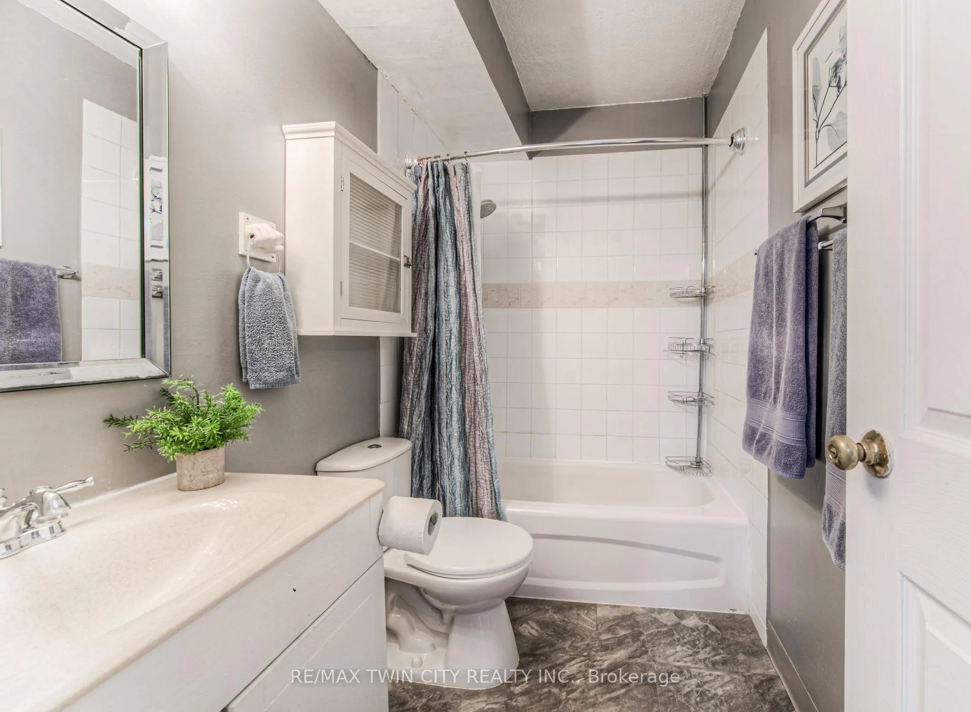 Photo 26 of Unit 201, 283 Fairway Road N, Kitchener, Centreville Chicopee — HOMEH