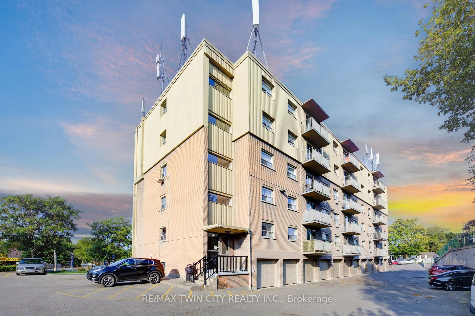 Photo 35 of Unit 201, 283 Fairway Road N, Kitchener, Centreville Chicopee — HOMEH