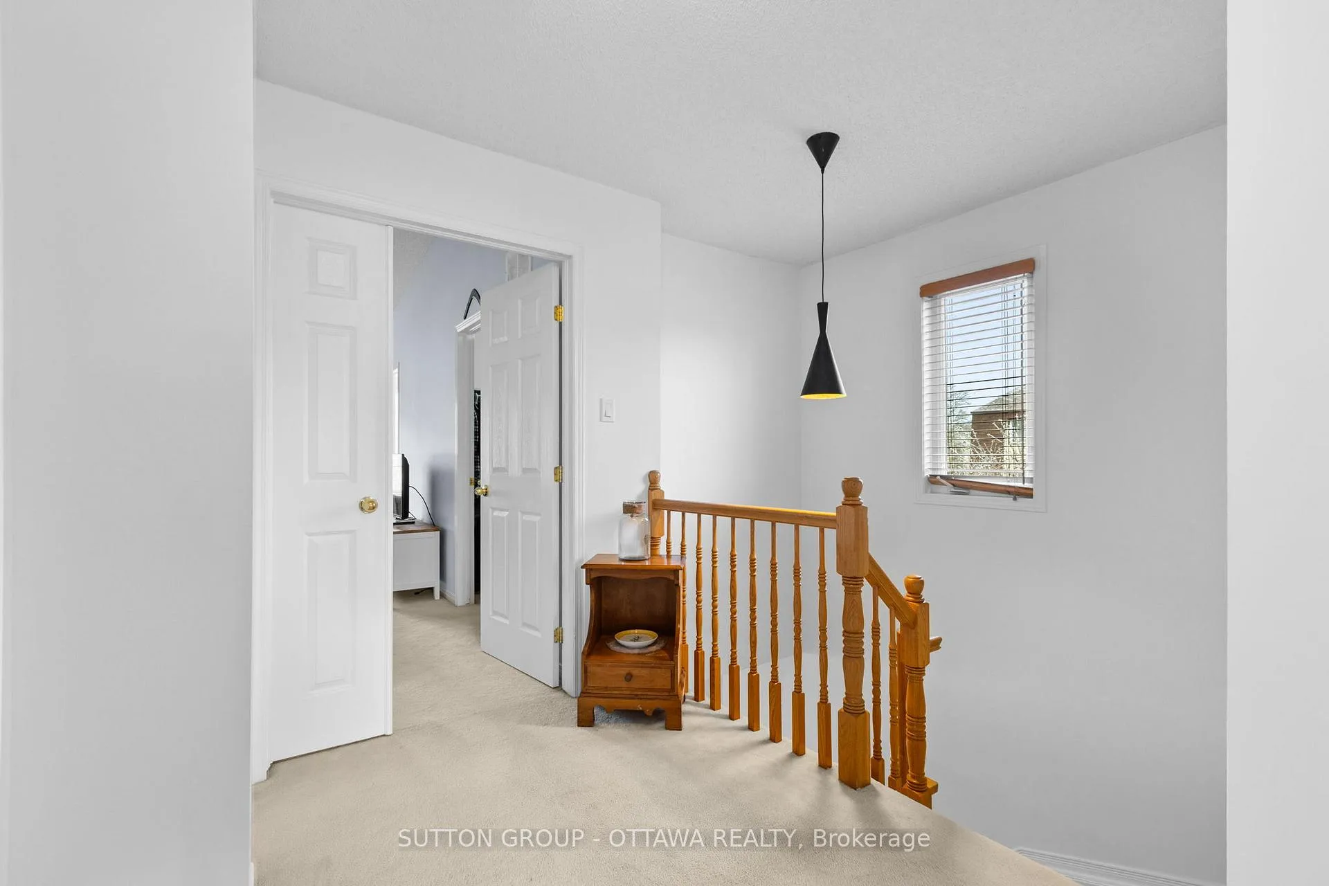 Photo 11 of Unit 11, 221 Station Boulevard, Ottawa, Riverview Park — HOMEH