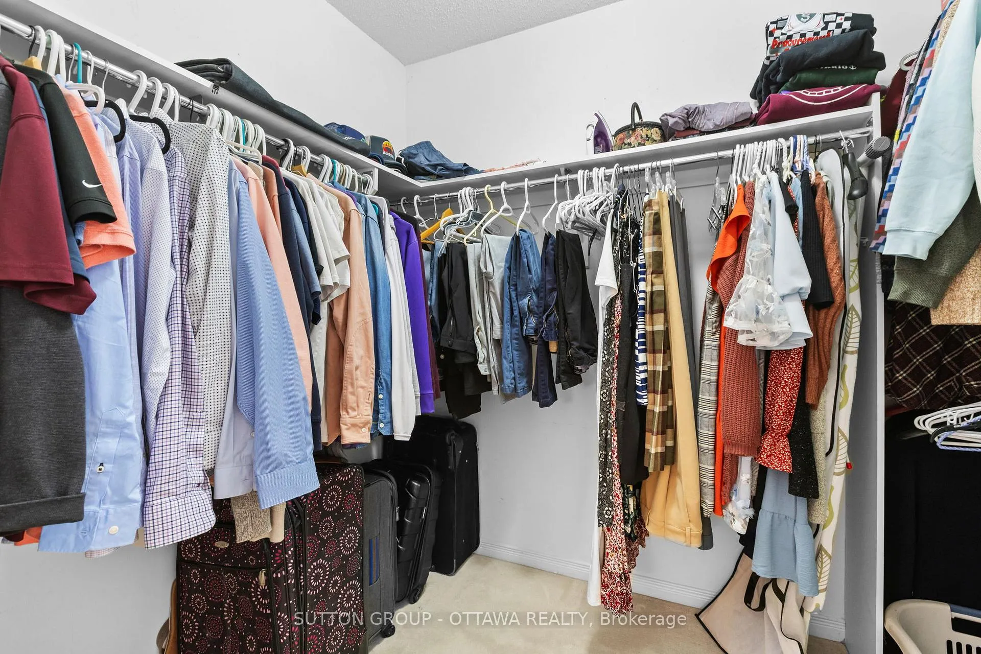 Photo 16 of Unit 11, 221 Station Boulevard, Ottawa, Riverview Park — HOMEH