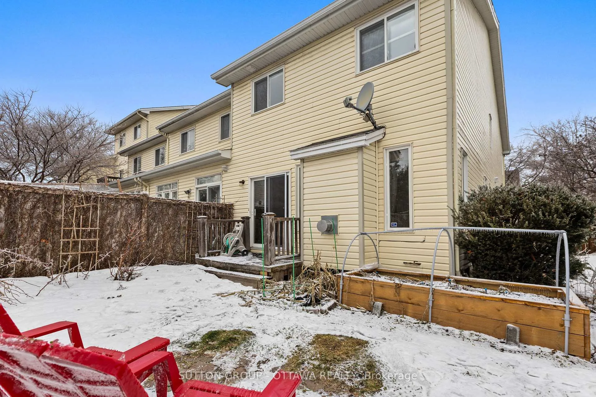 Photo 24 of Unit 11, 221 Station Boulevard, Ottawa, Riverview Park — HOMEH