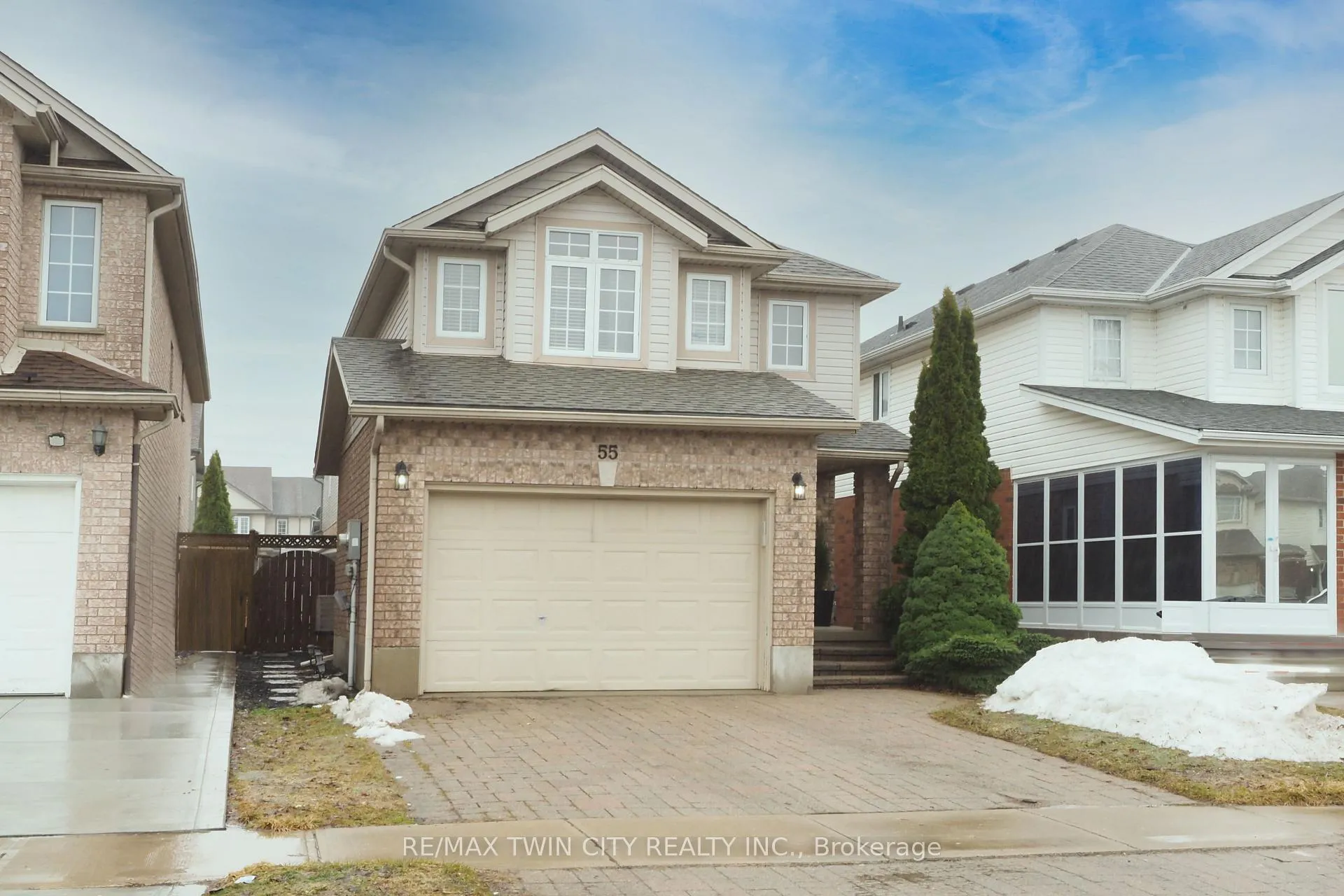 Photo 1 of 55 Bridlewreath Street, Kitchener — HOMEH