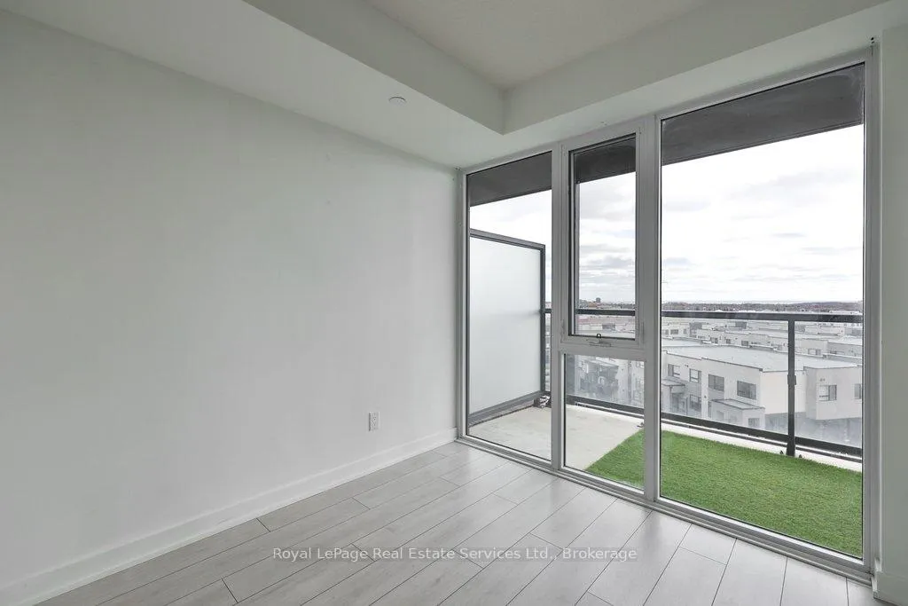 Photo 21 of Unit A605, 3210 Dakota Common, Burlington, Alton — HOMEH