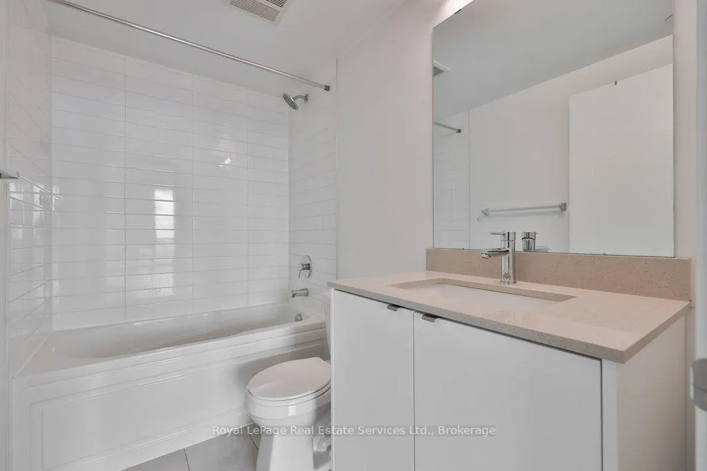 Photo 25 of Unit A605, 3210 Dakota Common, Burlington, Alton — HOMEH