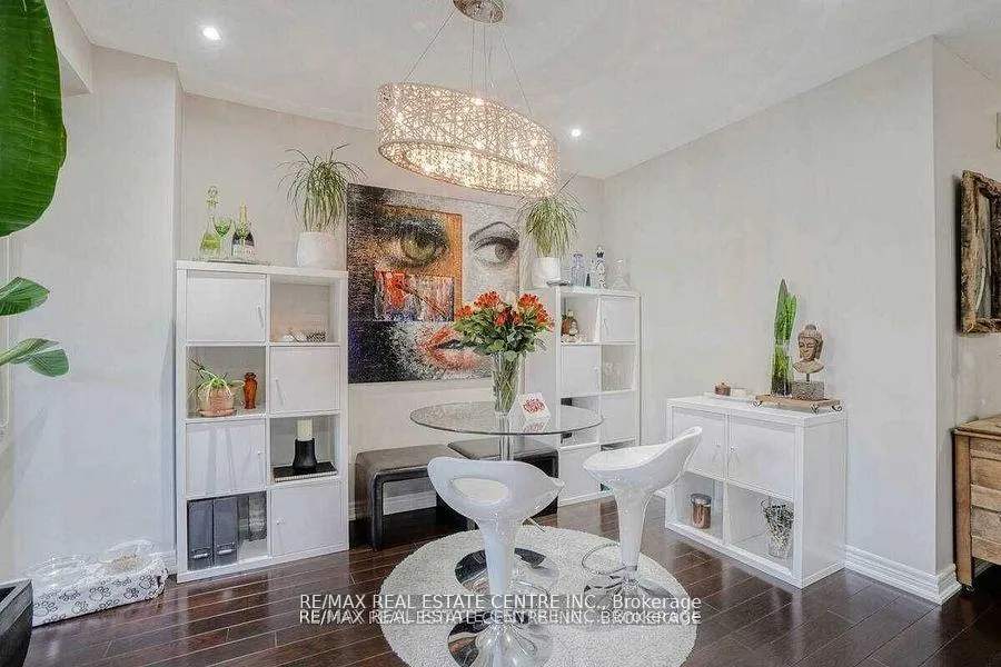 Photo 9 of Unit 17, 362 Plains Road E, Burlington, LaSalle — HOMEH
