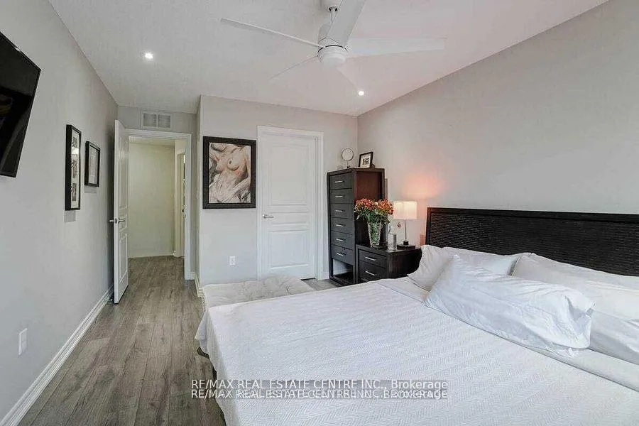 Photo 12 of Unit 17, 362 Plains Road E, Burlington, LaSalle — HOMEH