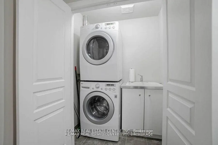 Photo 23 of Unit 17, 362 Plains Road E, Burlington, LaSalle — HOMEH