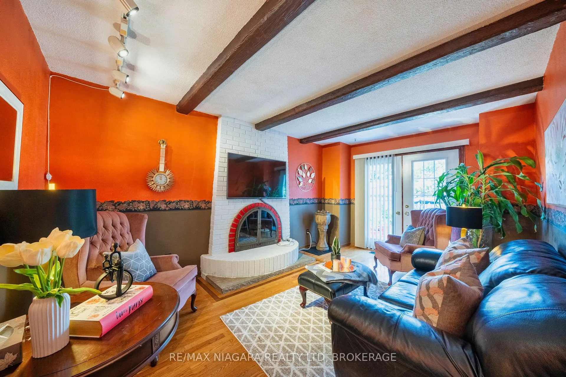 Photo 16 of 621 Lake Street, St. Catharines, Lakeshore — HOMEH