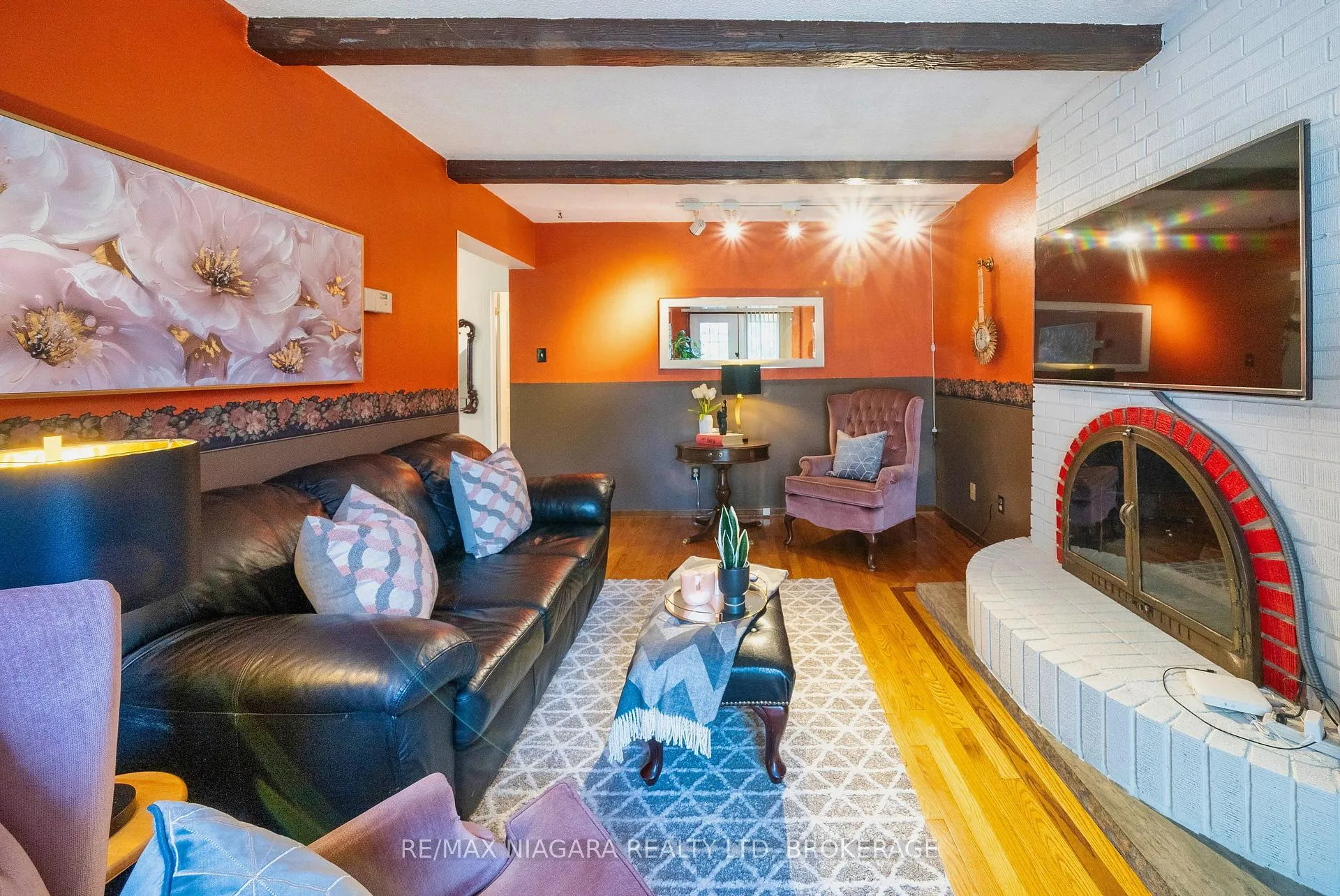 Photo 17 of 621 Lake Street, St. Catharines, Lakeshore — HOMEH