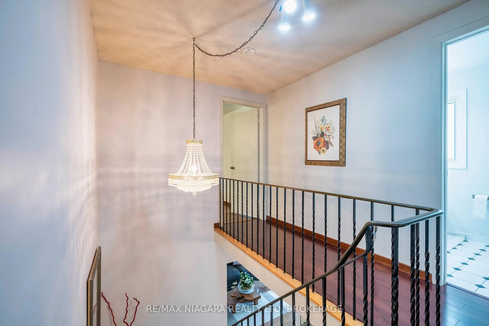 Photo 22 of 621 Lake Street, St. Catharines, Lakeshore — HOMEH