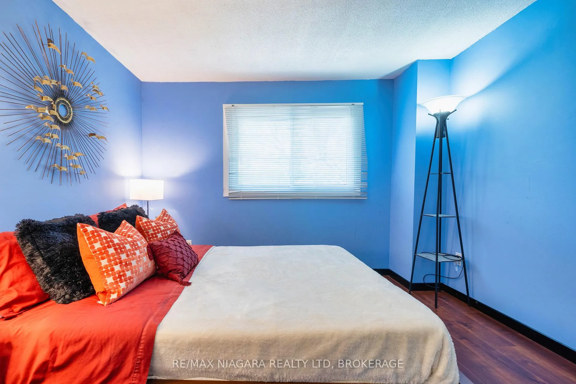 Photo 25 of 621 Lake Street, St. Catharines, Lakeshore — HOMEH