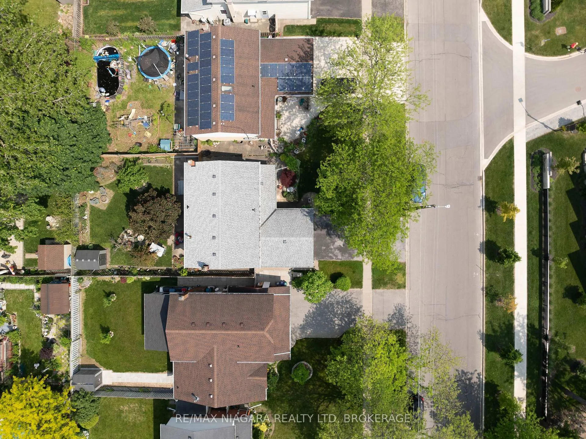 Photo 44 of 621 Lake Street, St. Catharines, Lakeshore — HOMEH