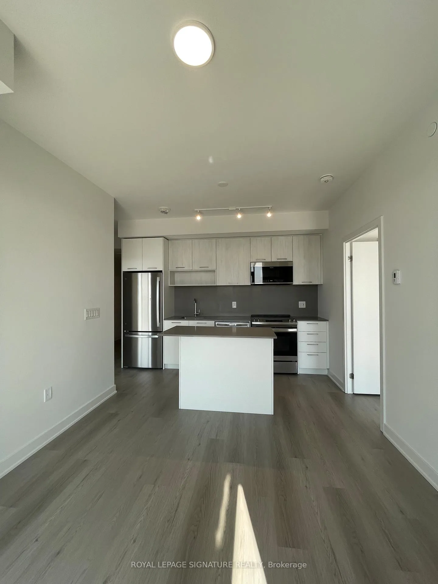 Photo 2 of Unit 2505, 40 Lagerfeld Drive, Brampton, Northwest Brampton — HOMEH