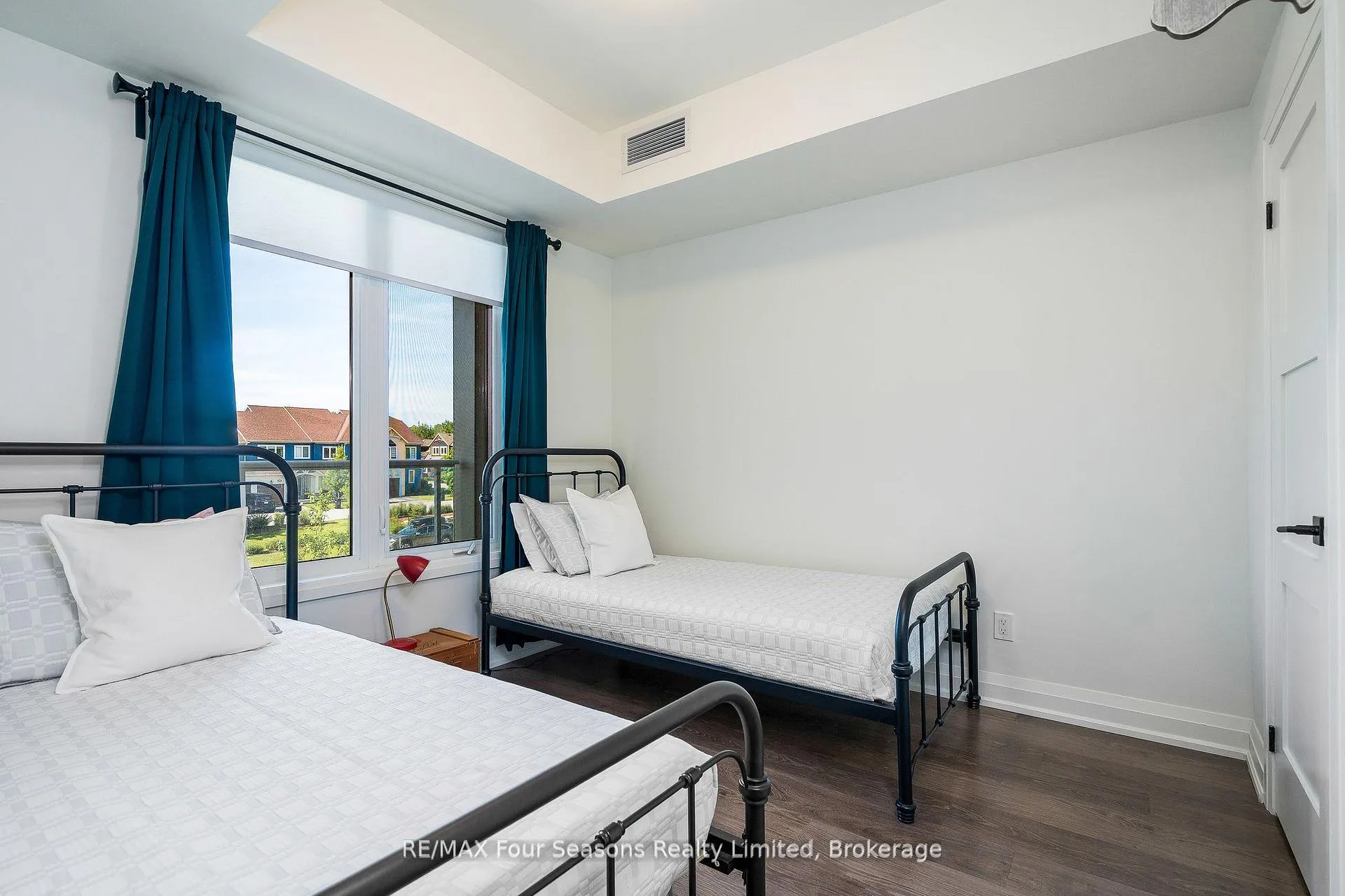 Photo 13 of Unit 208, 17 Spooner Crescent, Collingwood — HOMEH