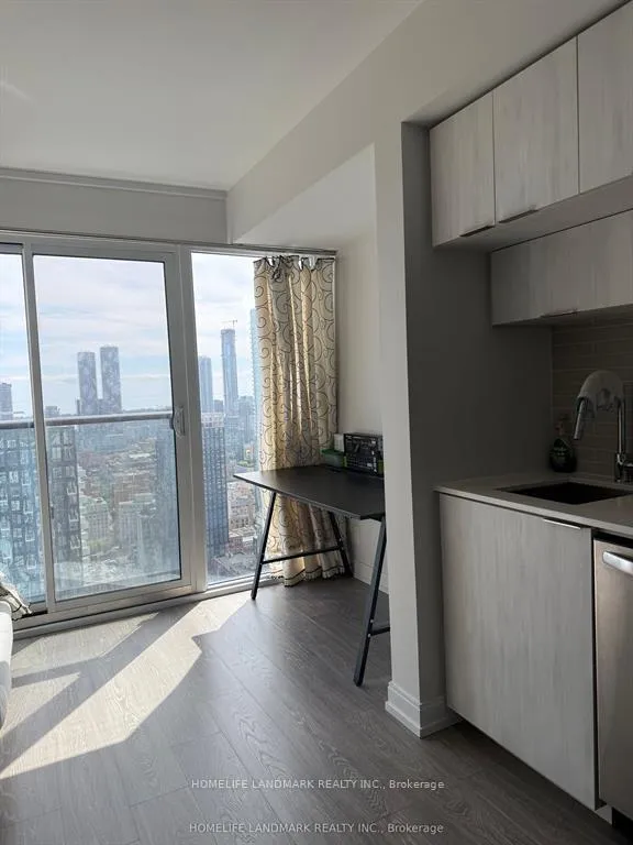 Photo 5 of Unit 4208, 181 Dundas Street E, Toronto, Moss Park — HOMEH