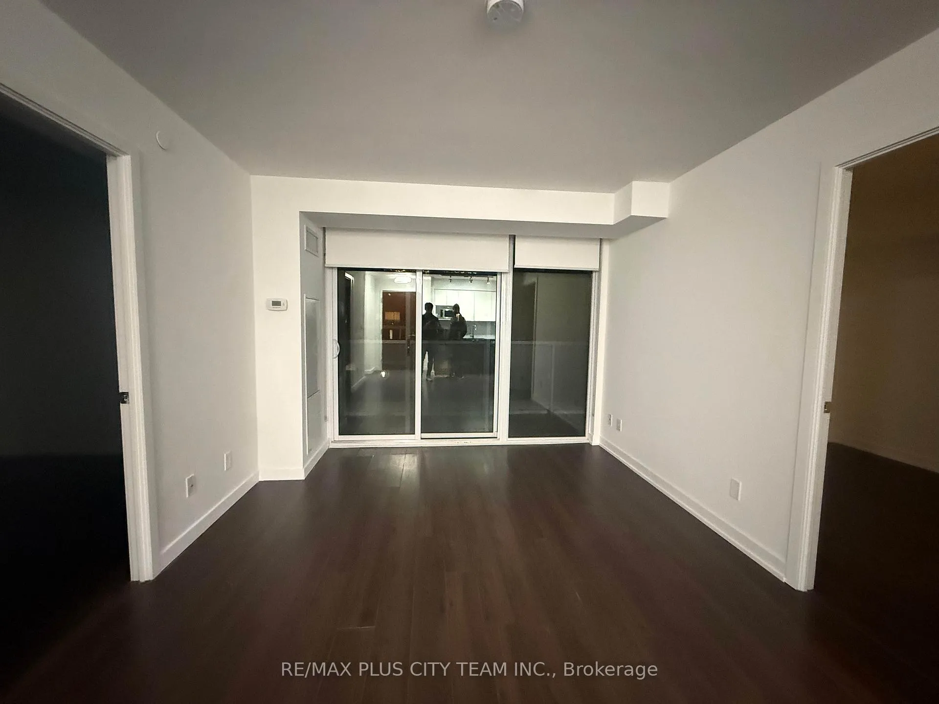 Photo 2 of Unit 502, 120 Varna Drive, Toronto, Englemount-Lawrence — HOMEH