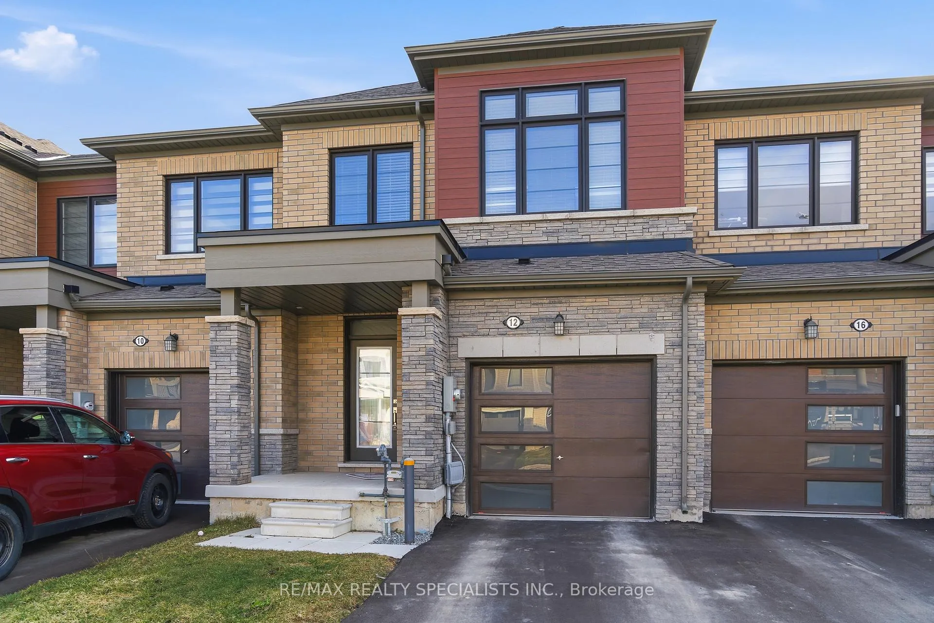 Photo 2 of 12 Lavender Road, Thorold, Hurricane/Merrittville — HOMEH