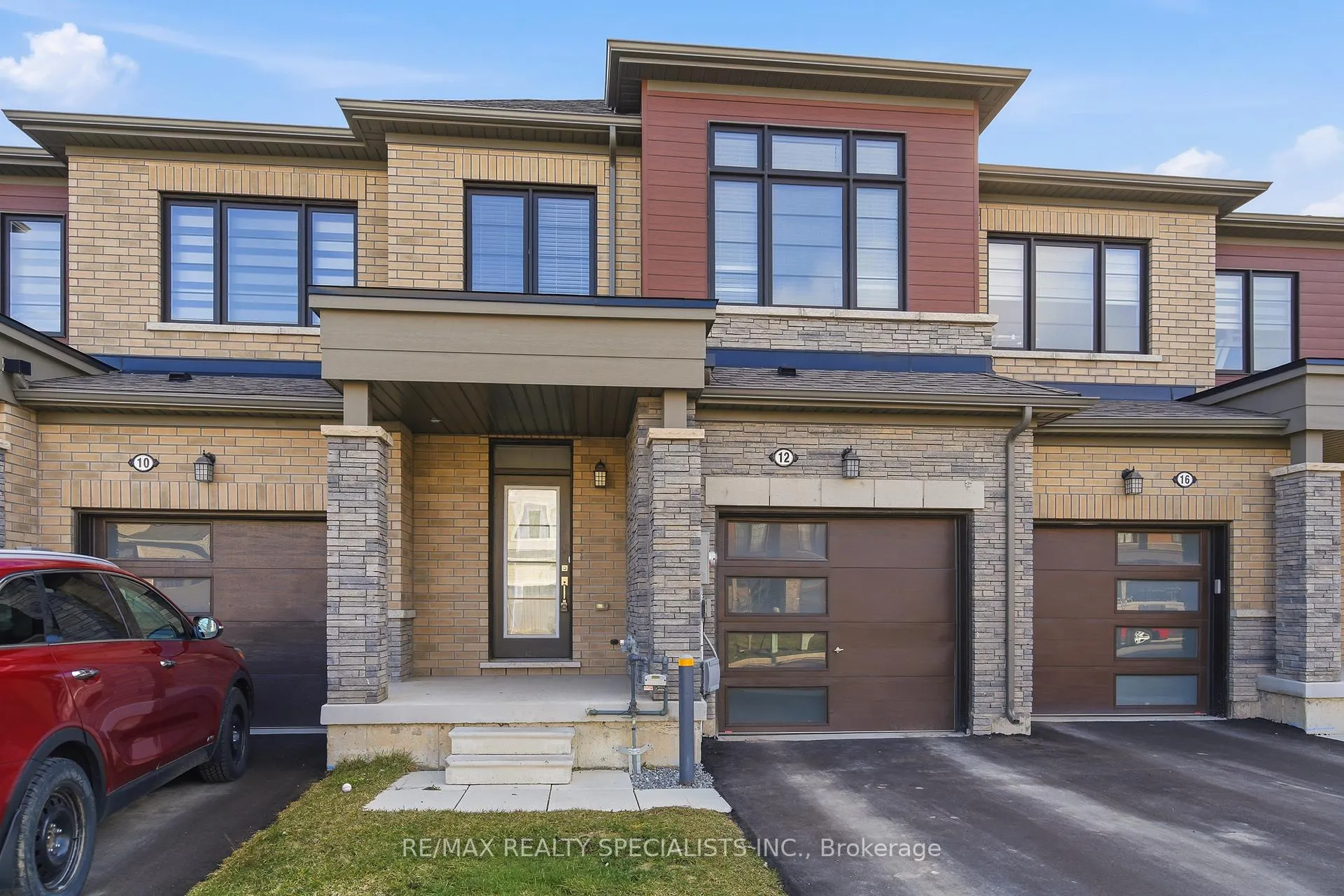 Photo 3 of 12 Lavender Road, Thorold, Hurricane/Merrittville — HOMEH
