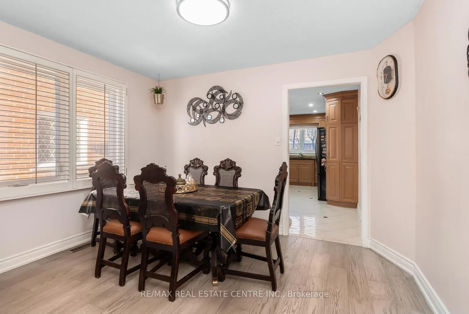 Photo 10 of 41 Presidential Street, Vaughan, East Woodbridge — HOMEH