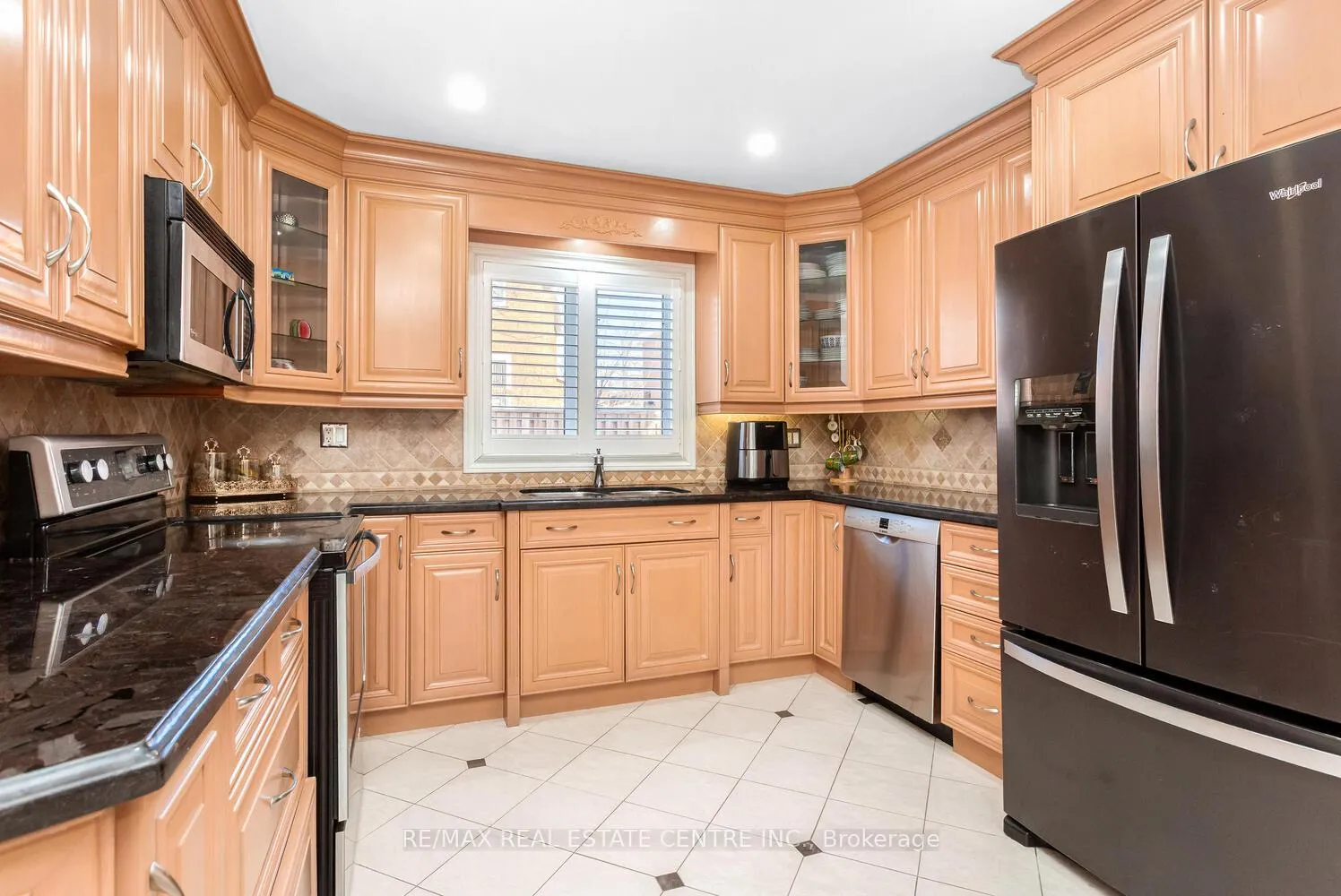 Photo 15 of 41 Presidential Street, Vaughan, East Woodbridge — HOMEH