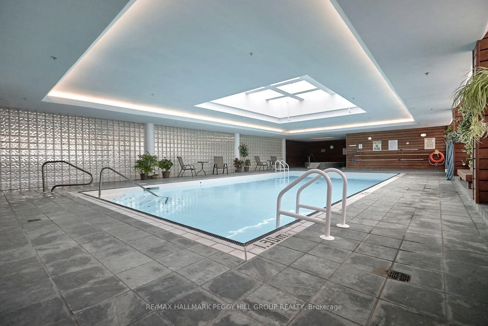 Photo 14 of Unit 1103, 150 Dunlop Street E, Barrie, City Centre — HOMEH