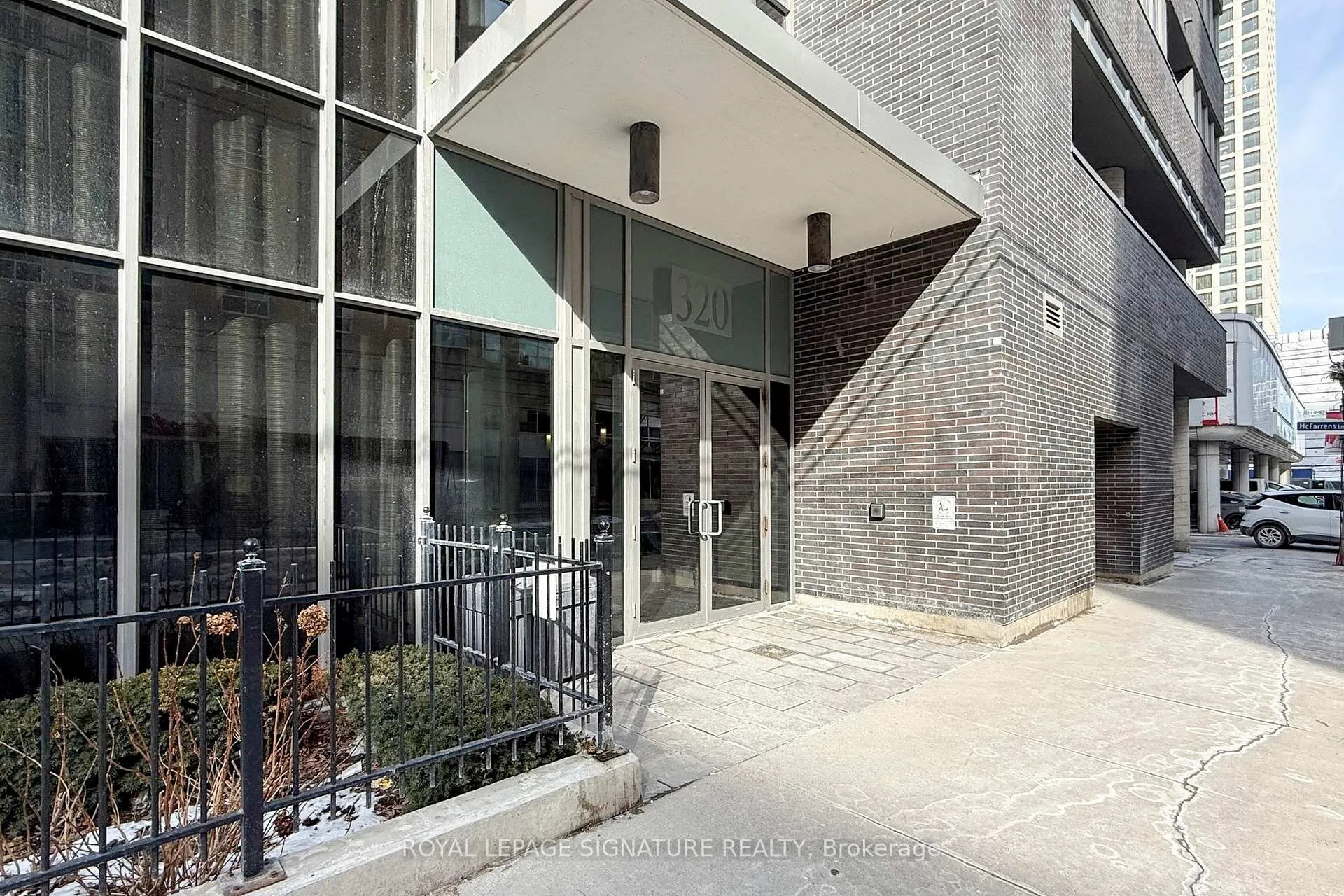 Photo 3 of Unit 720, 320 Richmond Street, Toronto, Moss Park — HOMEH
