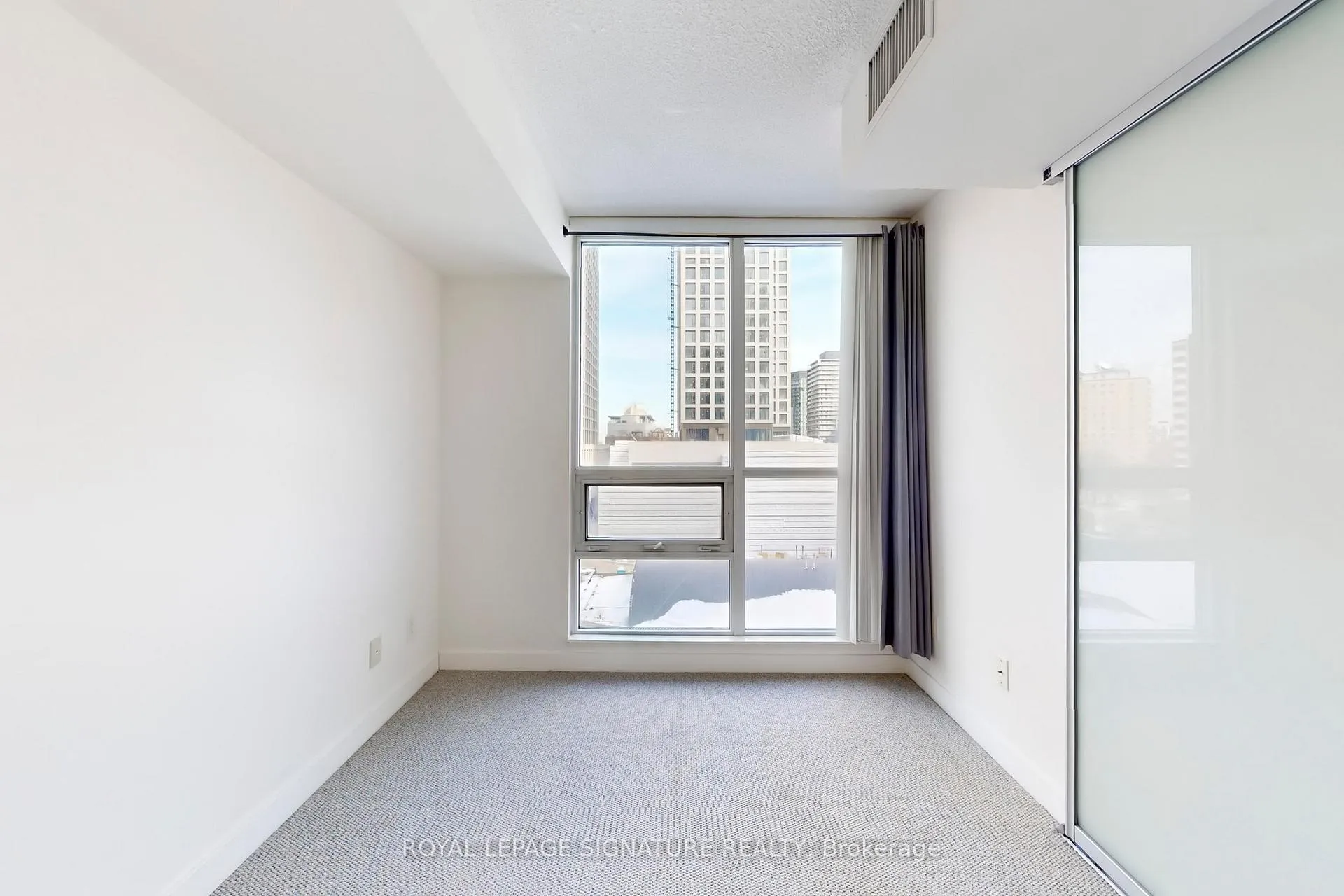 Photo 15 of Unit 720, 320 Richmond Street, Toronto, Moss Park — HOMEH