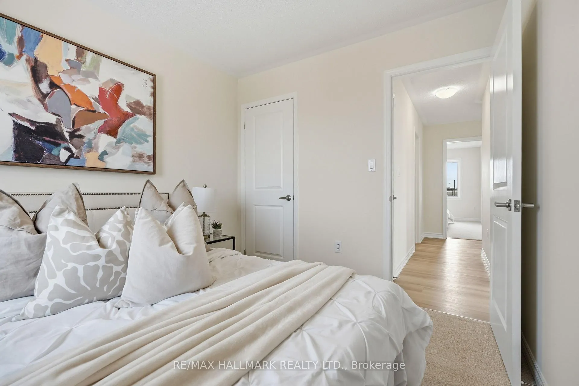 Photo 30 of 96 Vinewood Crescent, Barrie, Rural Barrie Southeast — HOMEH